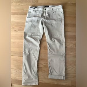 PT05 Jean pant.  Sz 40